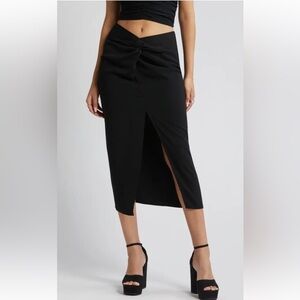 NWOT Twist Front Skirt Size S